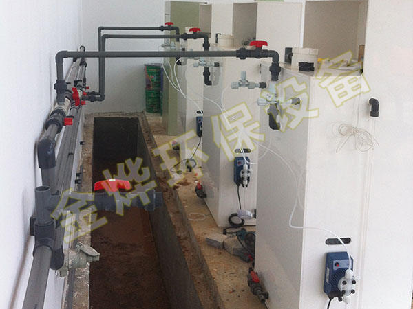 大型二氧化氯發(fā)生器安裝現場